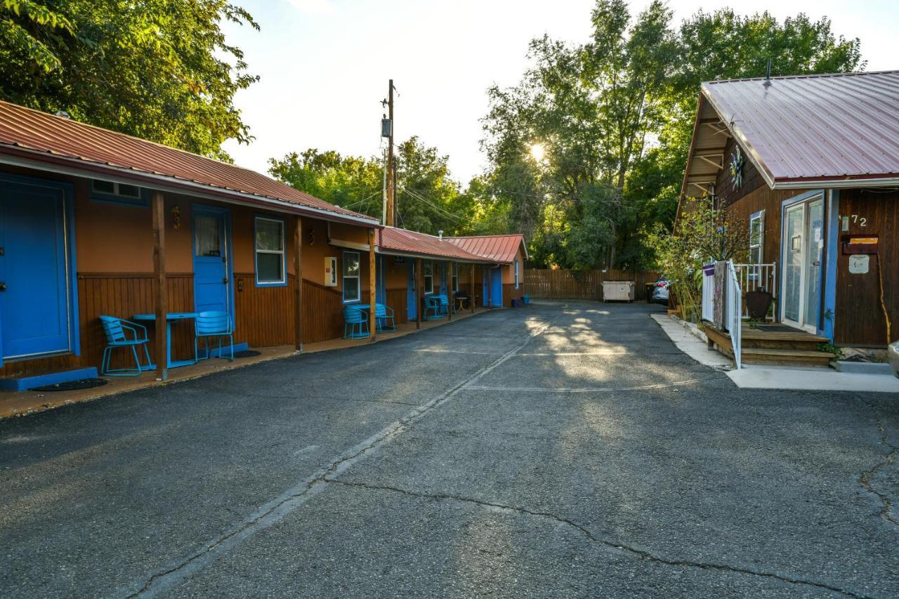 Lodge 7 - Downtown Location. Studio With Shared Hot Tub. Minutes To Arches N.P. Moab Exterior photo