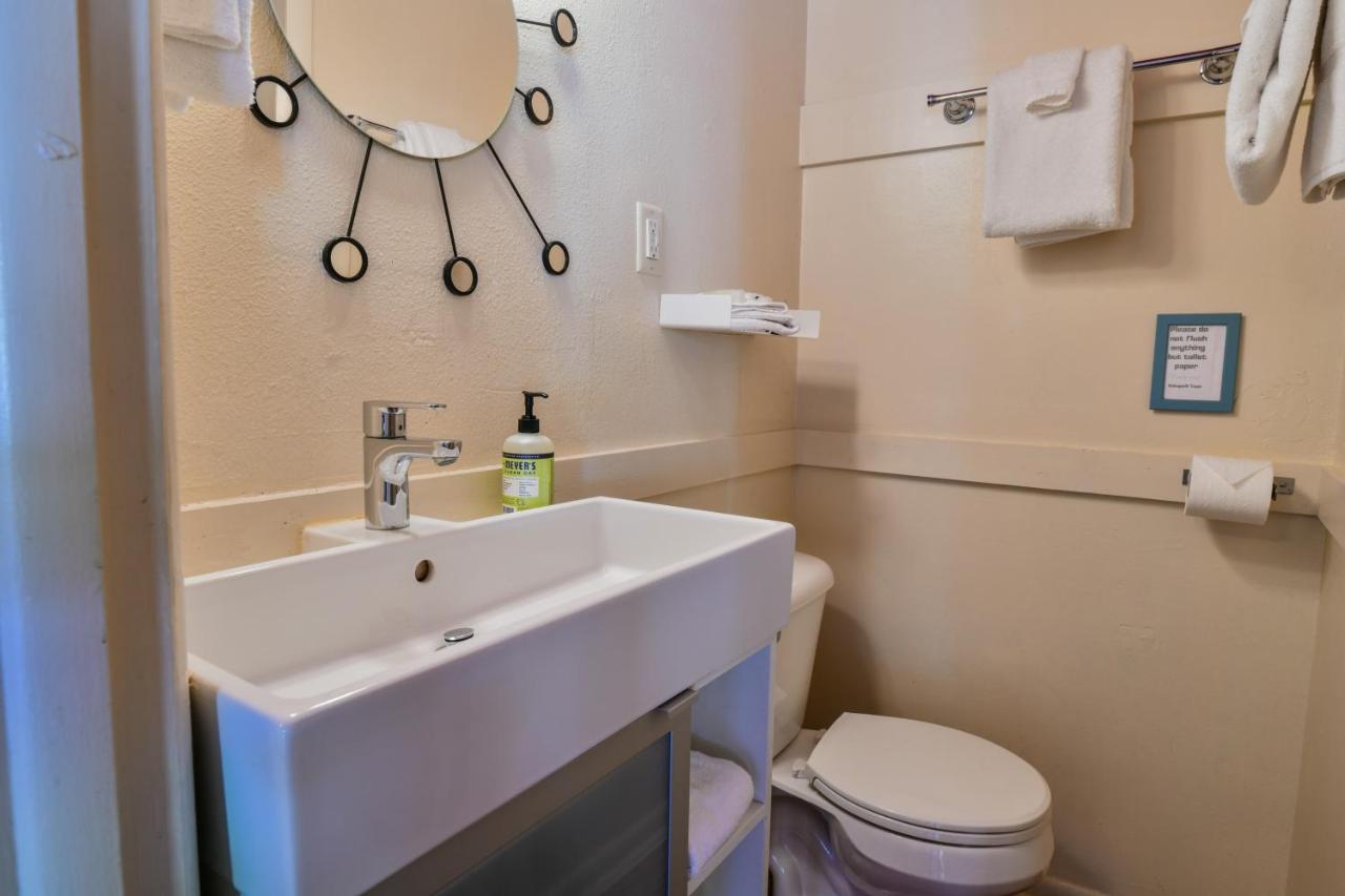 Lodge 7 - Downtown Location. Studio With Shared Hot Tub. Minutes To Arches N.P. Moab Exterior photo