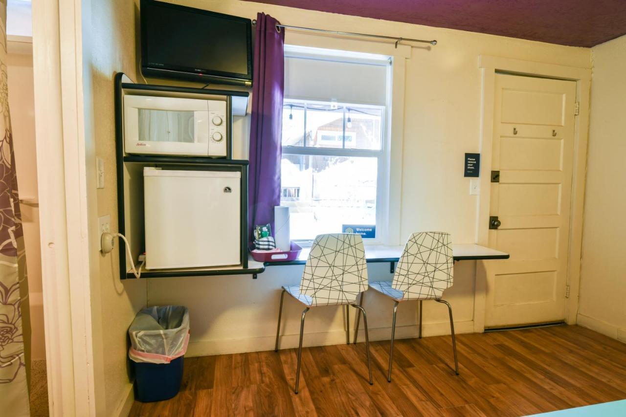 Lodge 7 - Downtown Location. Studio With Shared Hot Tub. Minutes To Arches N.P. Moab Exterior photo