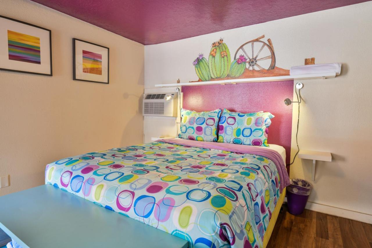 Lodge 7 - Downtown Location. Studio With Shared Hot Tub. Minutes To Arches N.P. Moab Exterior photo